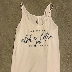 white alpha delta pi sorority tank!
size: SMALL
condition: like new